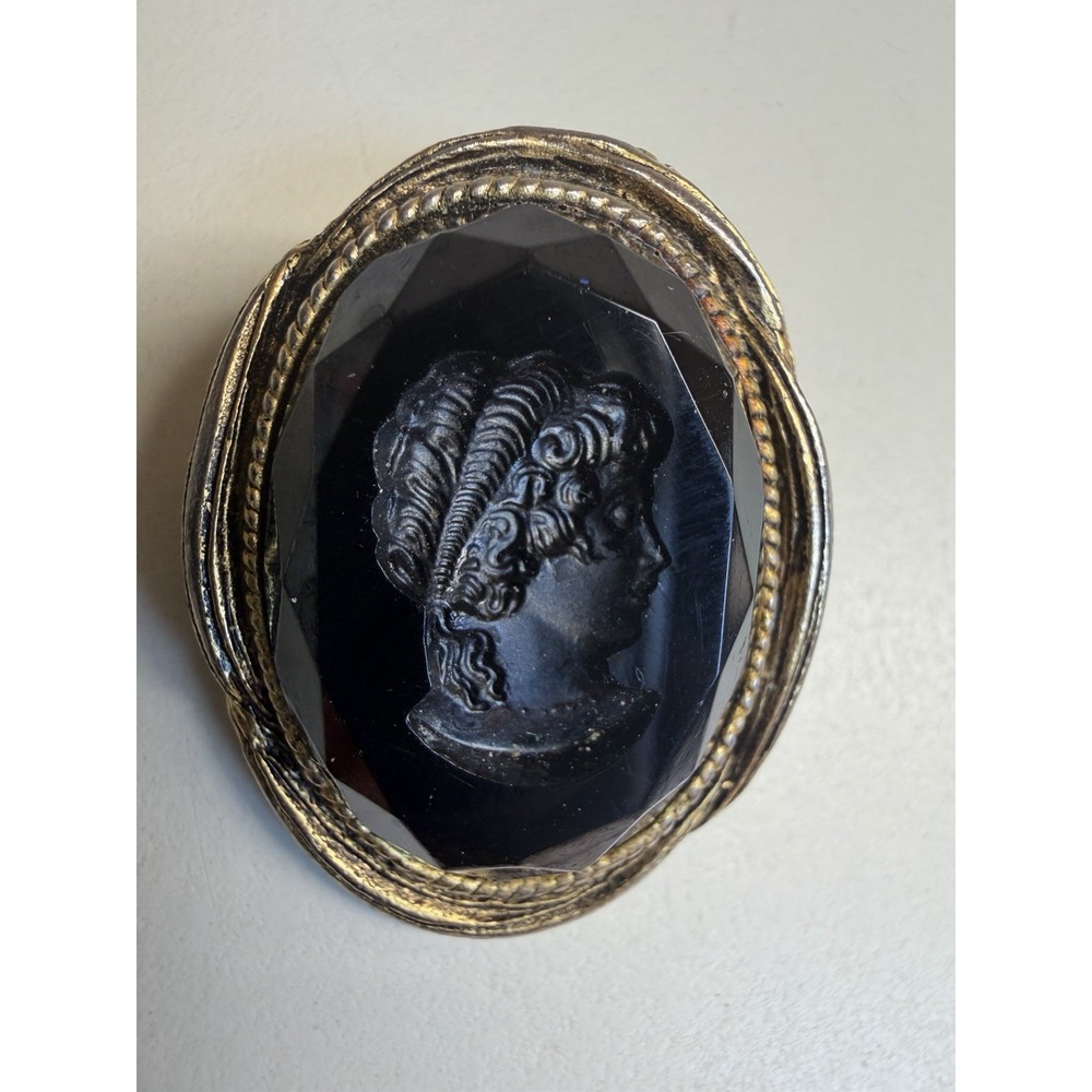 Black Glass Intaglio Cameo Brooch Gold Tone Ornate Frame Classical Profile 1.25"